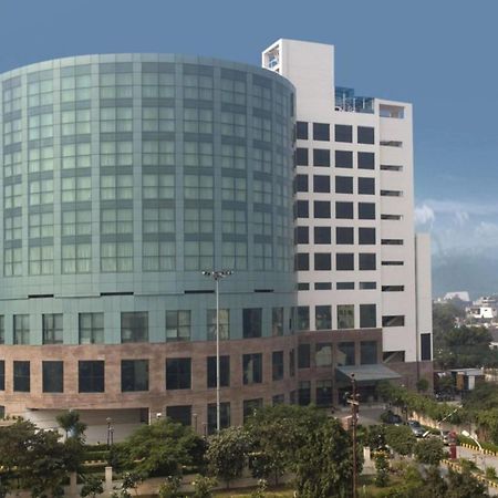 Savoy Suites Greater Noida Extérieur photo