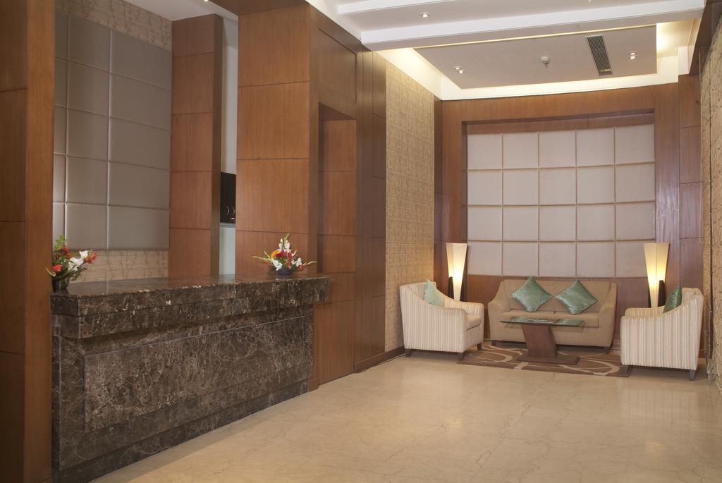 Savoy Suites Greater Noida Extérieur photo