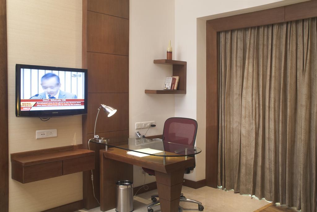 Savoy Suites Greater Noida Extérieur photo