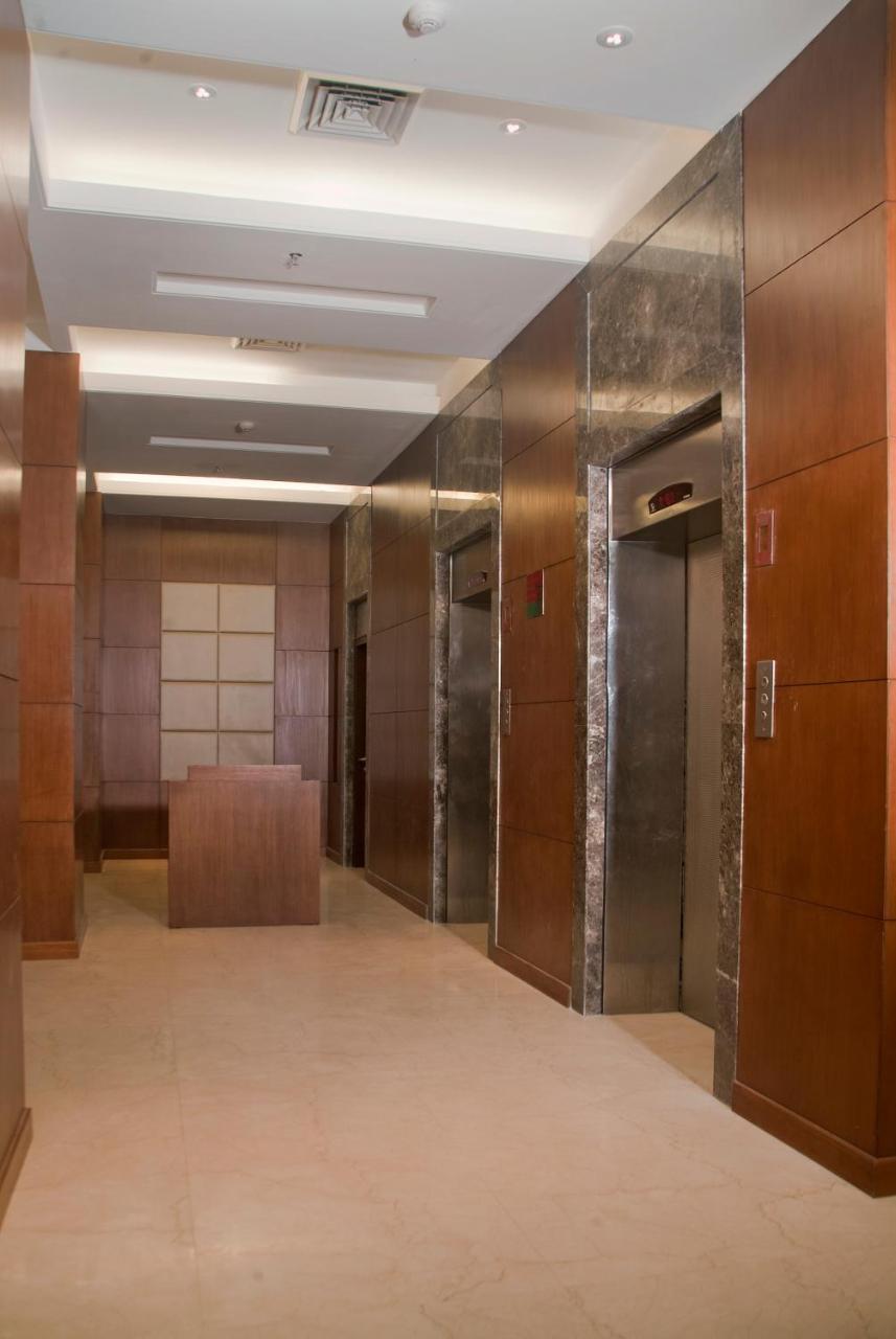 Savoy Suites Greater Noida Extérieur photo