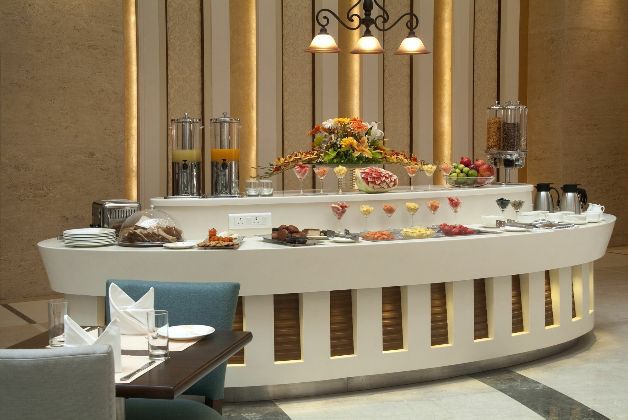 Savoy Suites Greater Noida Extérieur photo